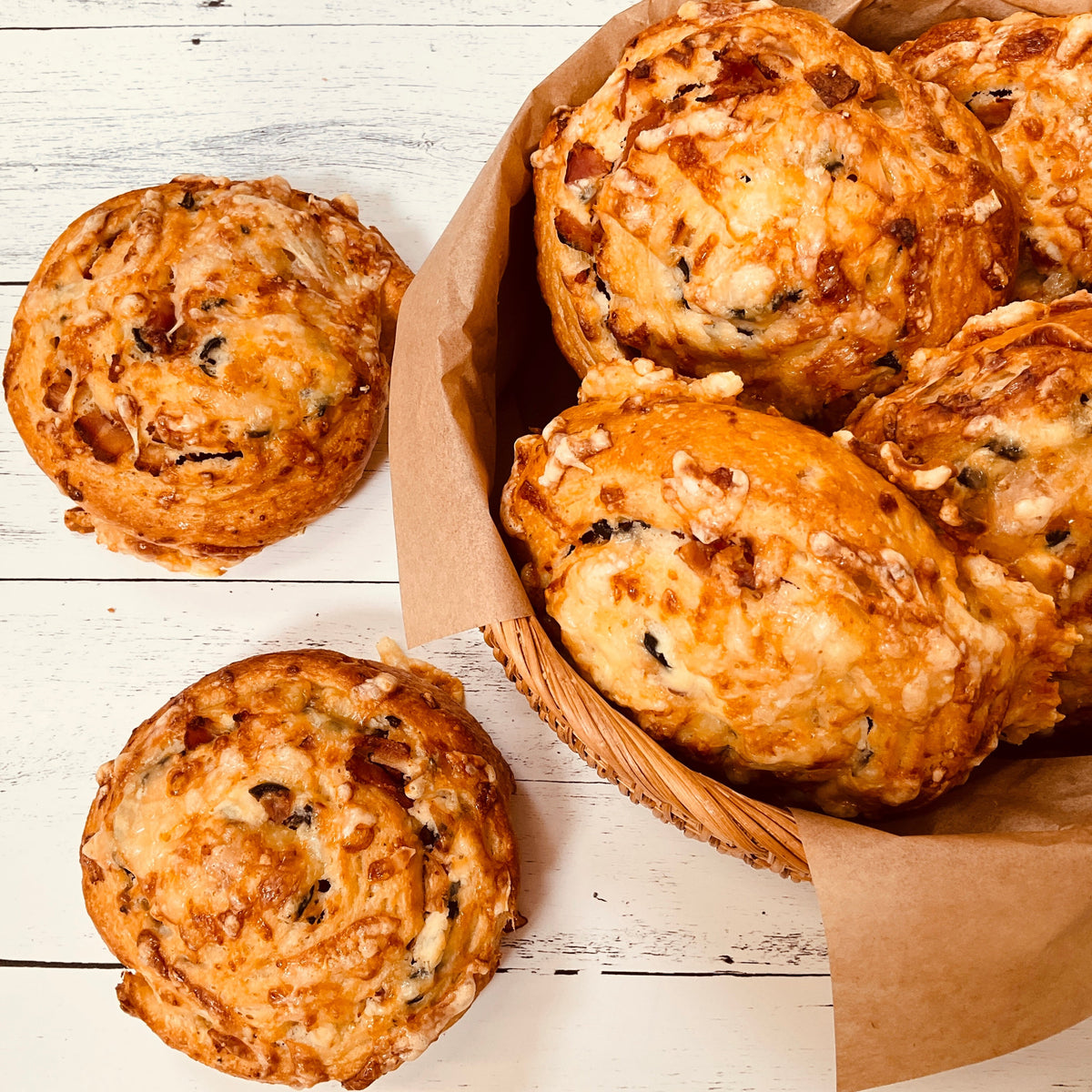 Bacon, Olive & Cheese Spiral
