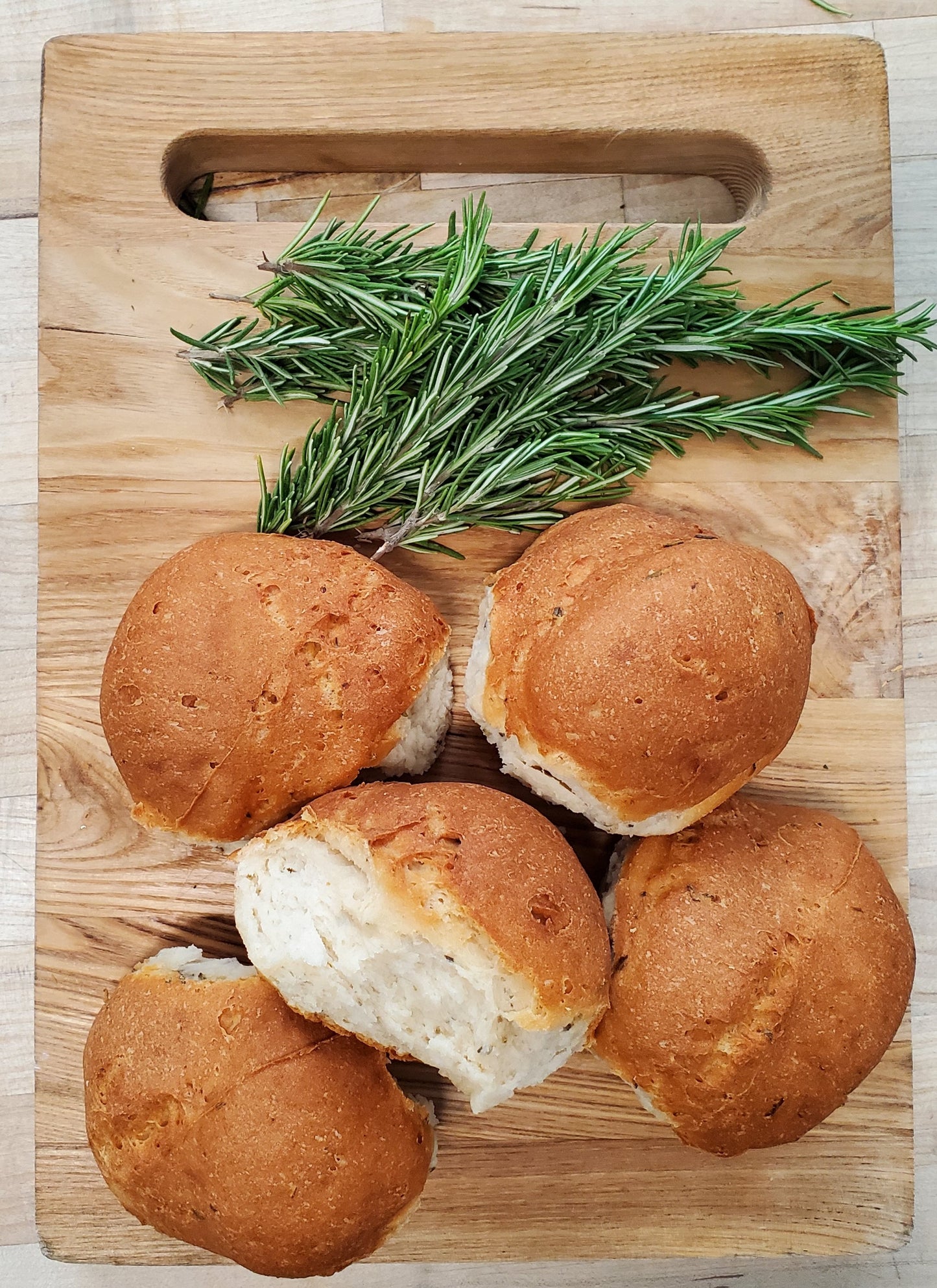 Pull-Apart Rosemary Rolls - 6pk