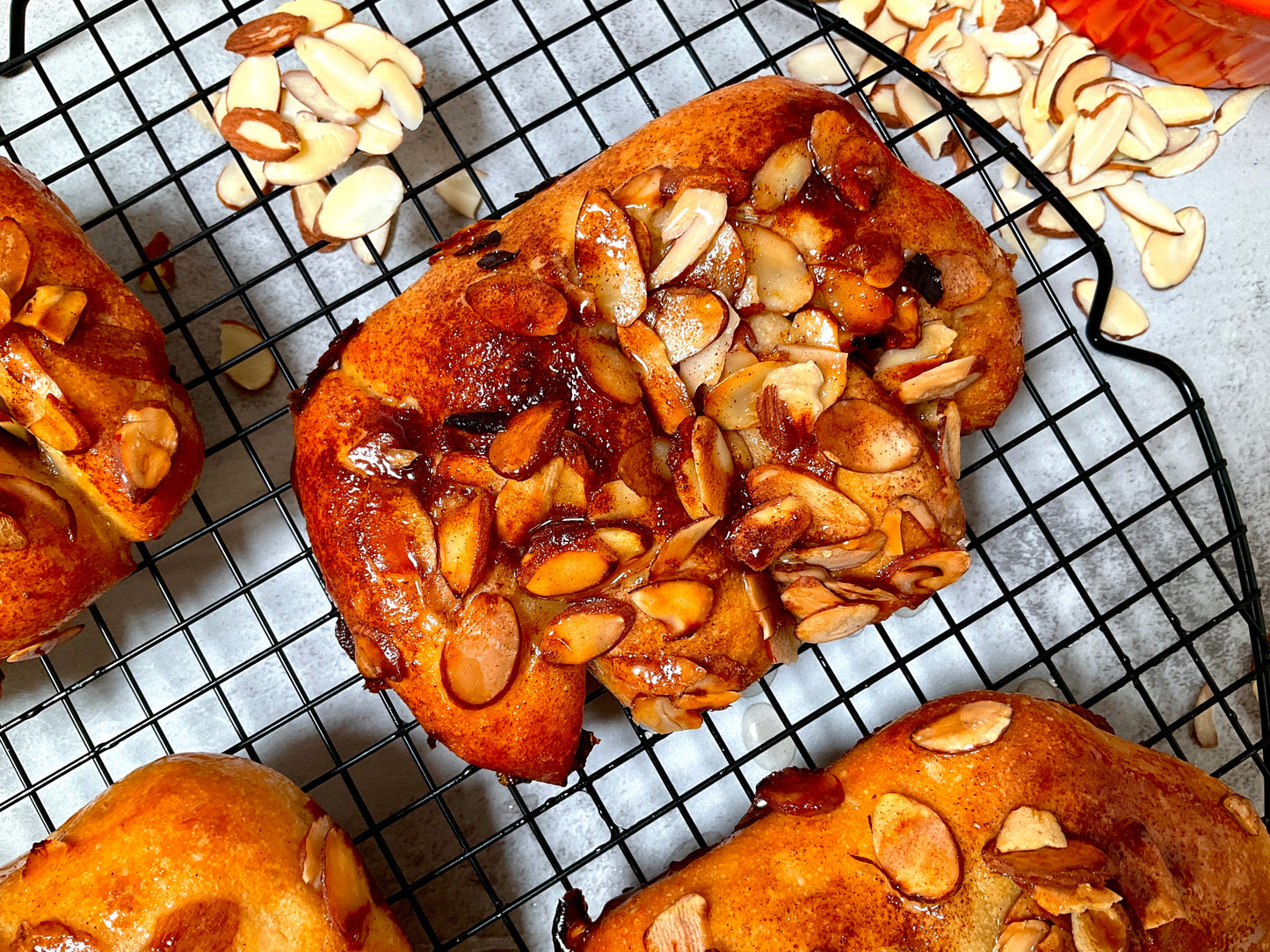 Bear Claw - 4pk